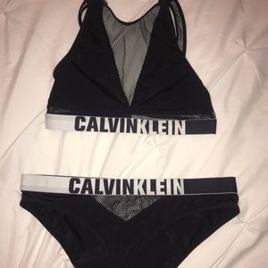 NWOT❗️CALVIN KLEIN set😍